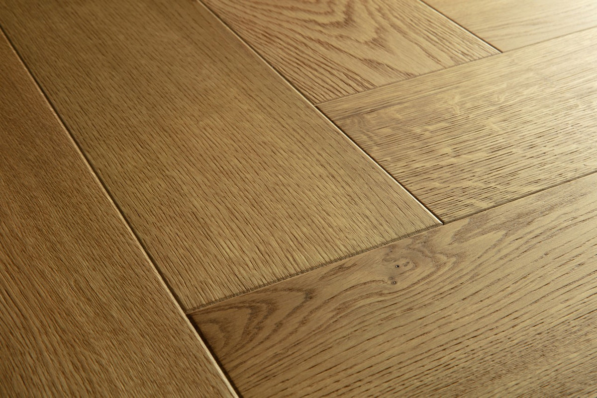 Parquet semi-massif Pergo Saltholm Chêne Foncé 13,5 mm - détail du relief de surface