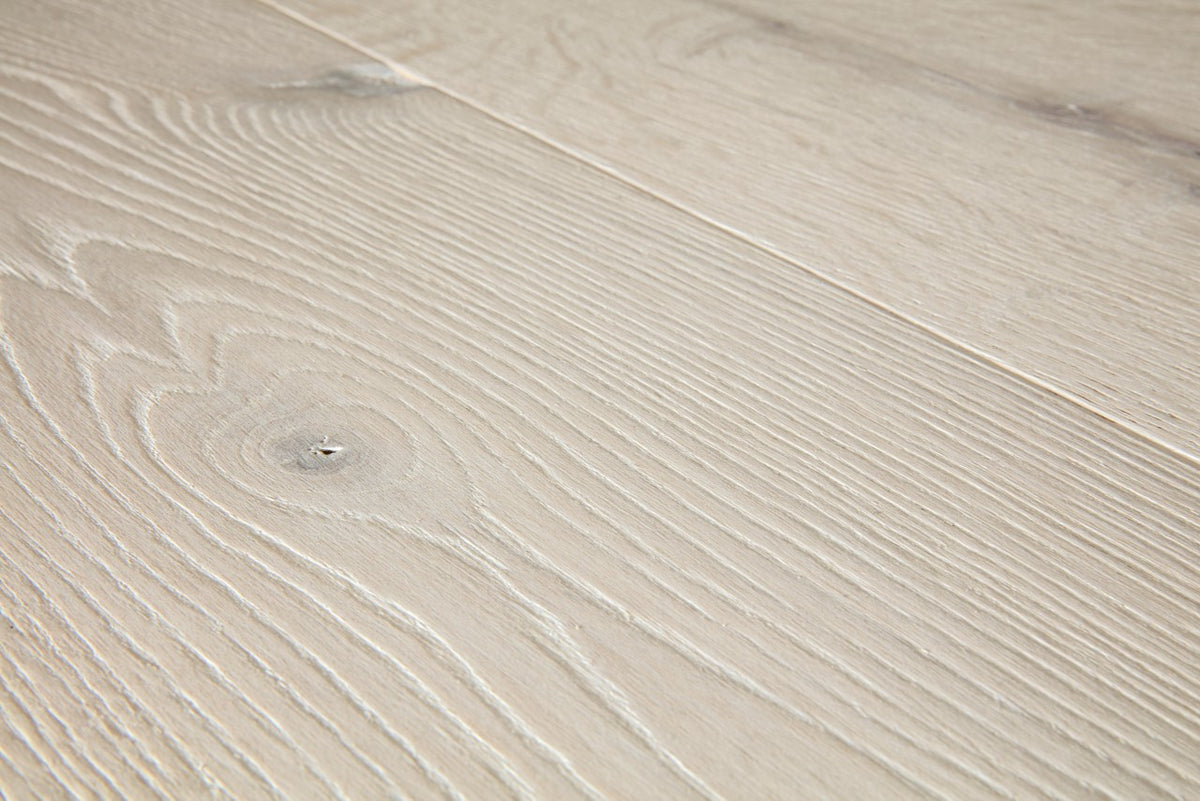 Parquet semi-massif Pergo Svalbard Chêne Glacé Blanchi 13 mm - détail du relief de surface