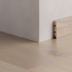 Pergo Plinthe et finition murale — Plinthe droite assortie Chêne De Vienne 2400 × 12 × 58 mm