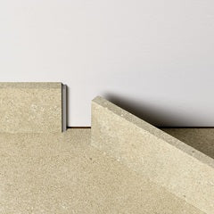 Pergo Plinthe et finition murale — Plinthe vinyle 7 cm assortie Pierre Rugueuse Beige 610 × 12 × 70 mm