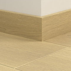 Pergo Plinthe et finition murale — Plinthe parquet assortie Chêne Nuageux 2400 × 14 × 77 mm