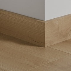 Pergo Plinthe et finition murale — Plinthe parquet assortie Chêne Bois Flotté Brun 2400 × 14 × 77 mm