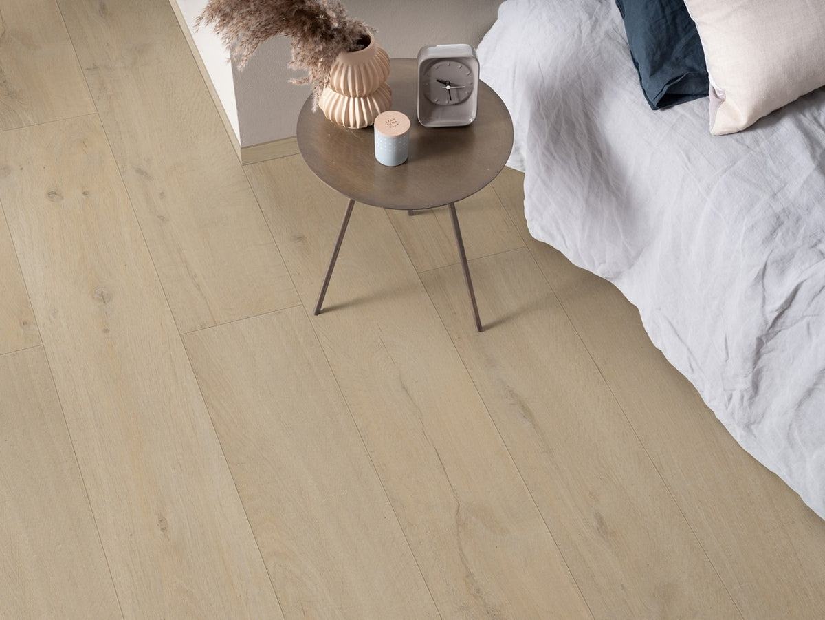Sol stratifié Pergo Visby Pro Chêne Littoral 8 mm - en situation dans un intérieur (5)
