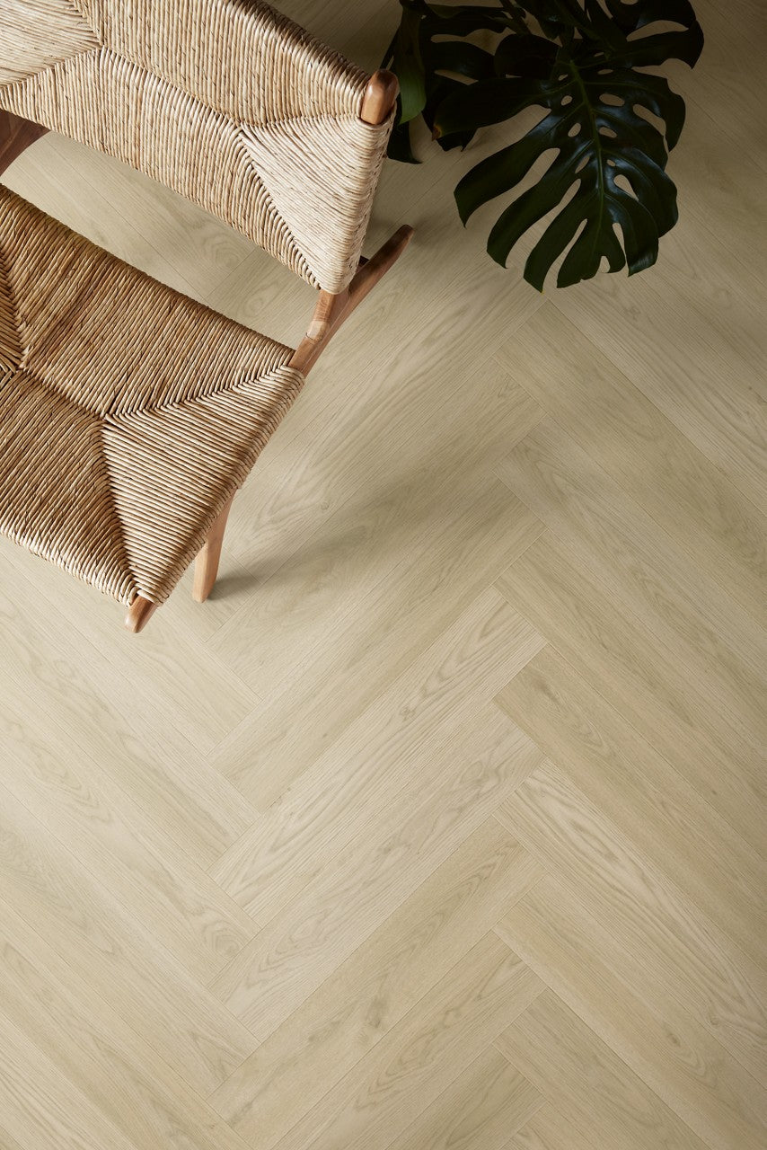 Sol vinyle rigide Pergo Vorma Pad Pro Chêne Norvégien Grège 6 mm - en situation dans un intérieur