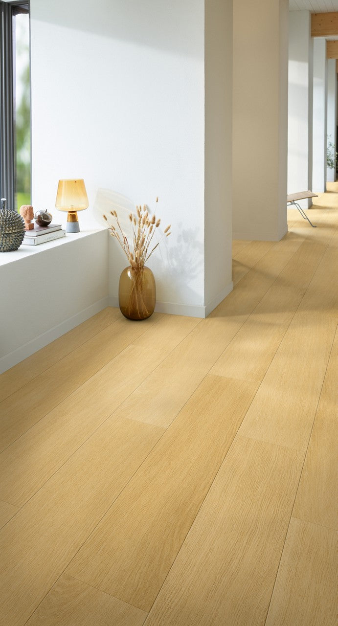 Sol stratifié Pergo Lillehammer Pro Chêne Grain d'ambre 9 mm - en situation dans un intérieur