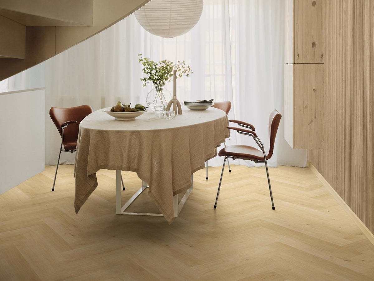 Sol stratifié Pergo Kungshamn Chêne Ivoire 8 mm - en situation dans un intérieur (2)