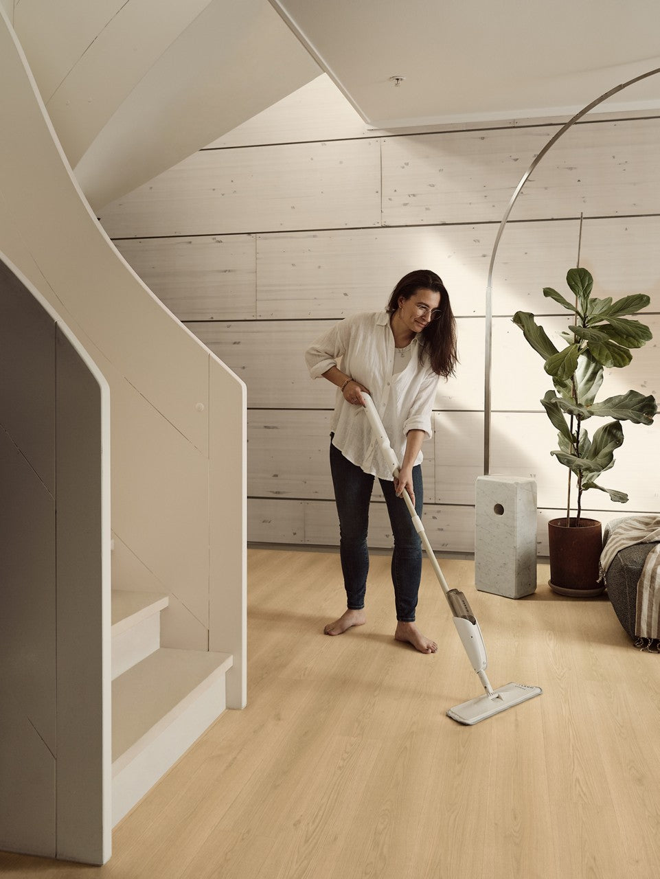 Sol vinyle rigide Pergo Namsen Pad Pro Chêne Norvégien Naturel 5 mm - en situation dans un intérieur (3)