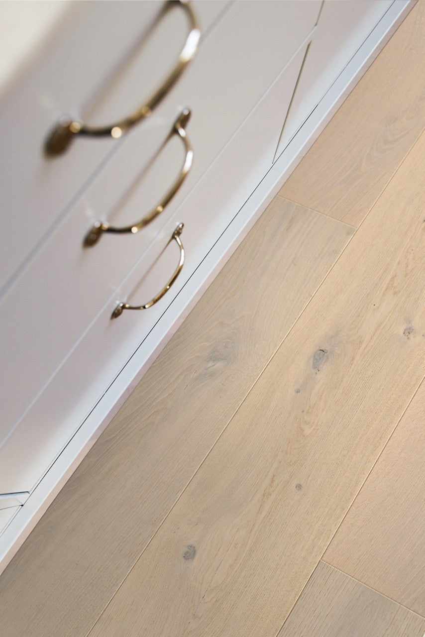 Parquet semi-massif Pergo Langeland Chêne des Mers 13,5 mm - en situation dans un intérieur (4)
