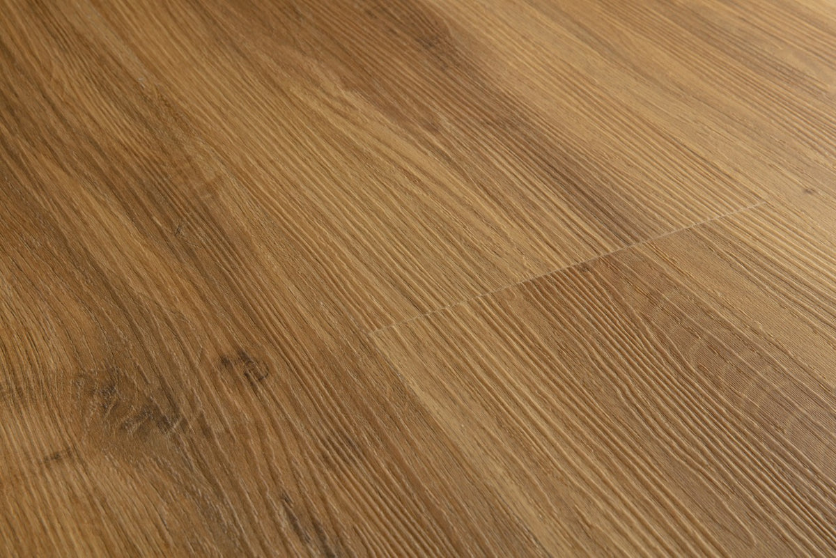 Sol vinyle rigide Pergo Namsen Pad Pro Chêne Héritage Chaleureux 5 mm - détail du relief de surface