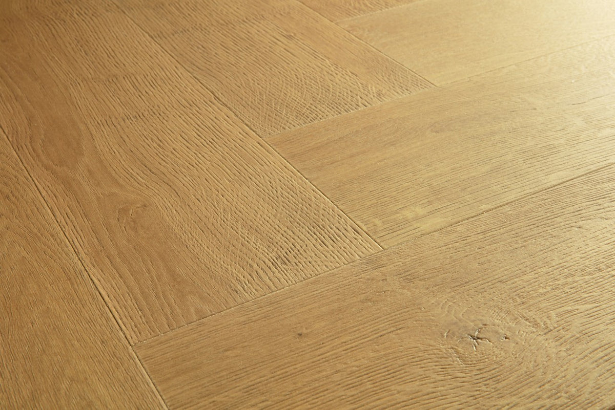 Sol stratifié Pergo Kungshamn Chêne Héritage 8 mm - détail du relief de surface