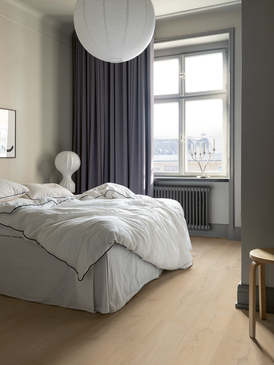 Sol stratifié Pergo Visby Chêne Littoral 8 mm - en situation dans un intérieur (3)