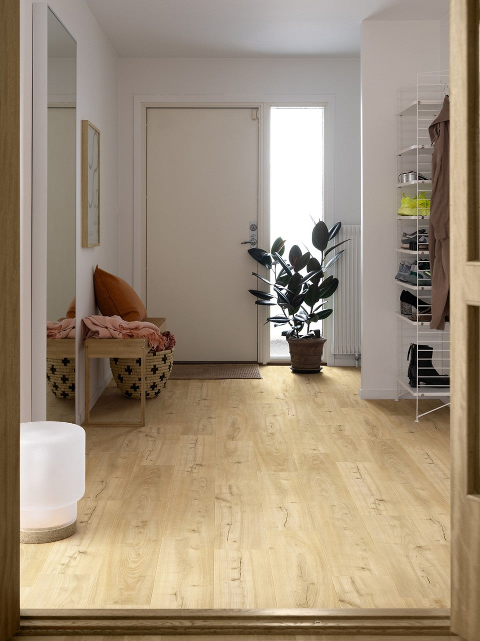 Sol stratifié Pergo Drammen Chêne Dune 8 mm - en situation dans un intérieur (3)