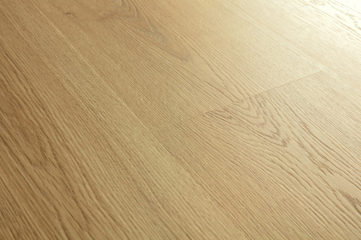 Sol stratifié Pergo Perstorp Chêne beige naturel 8 mm - détail du relief de surface