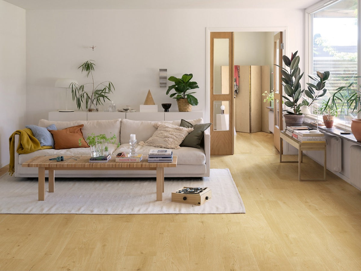 Sol stratifié Pergo Odense Chêne Clair 9,5 mm - en situation dans un intérieur (3)