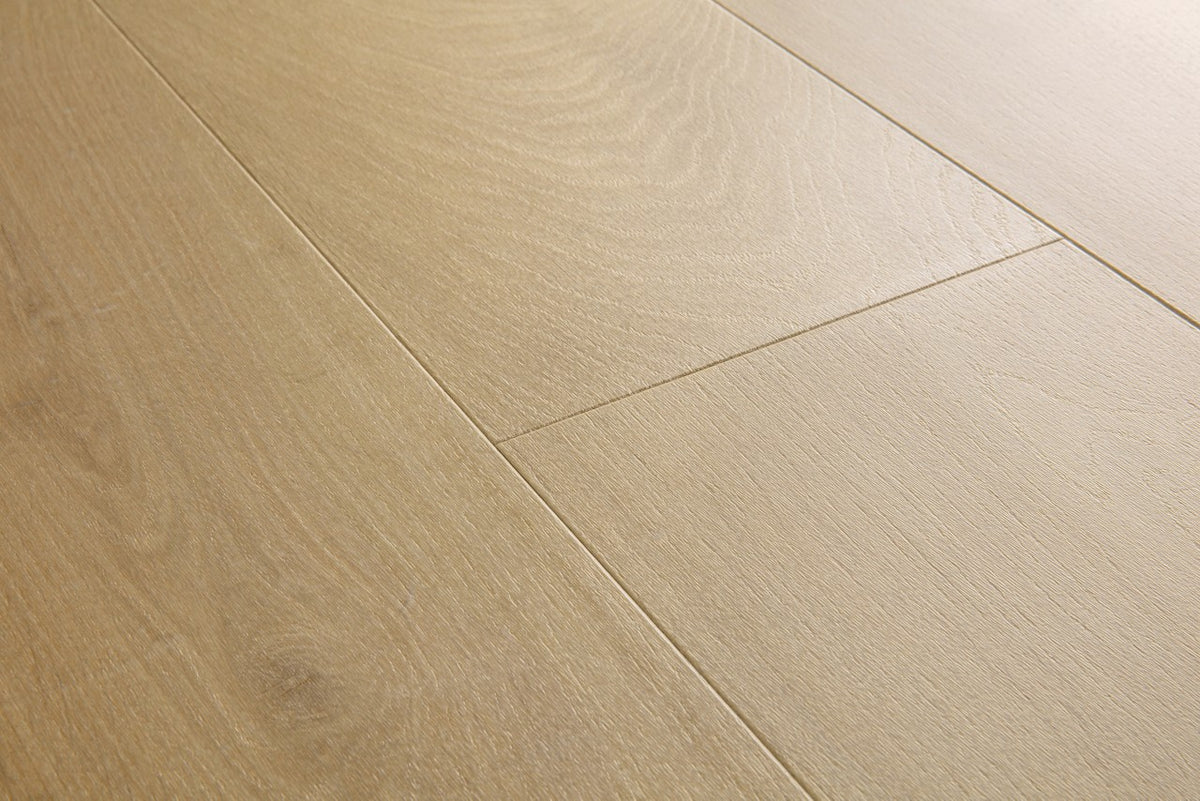 Sol stratifié Pergo Visby Chêne Littoral 8 mm - détail du relief de surface