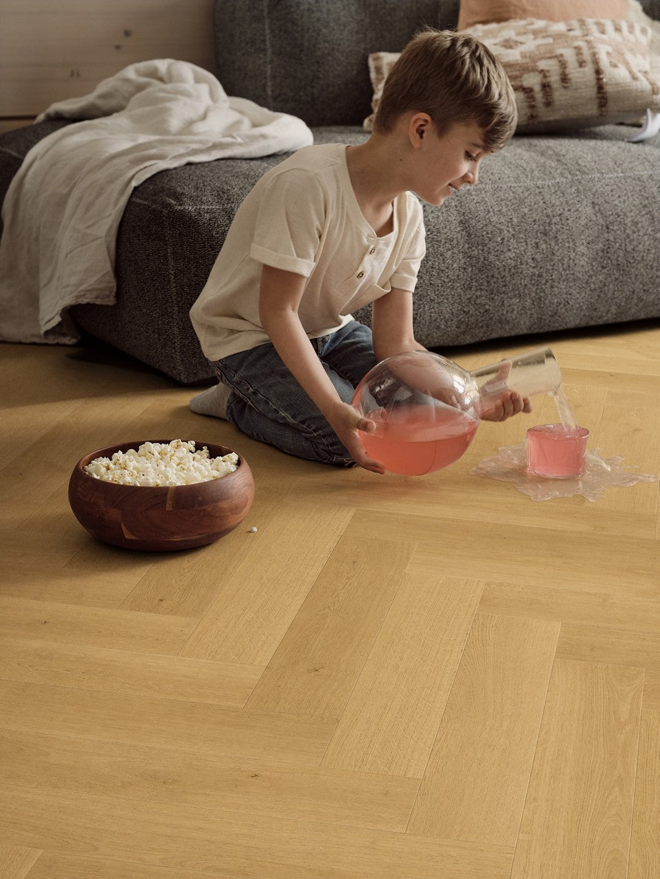 Sol stratifié Pergo Kungshamn Chêne Héritage 8 mm - en situation dans un intérieur (2)