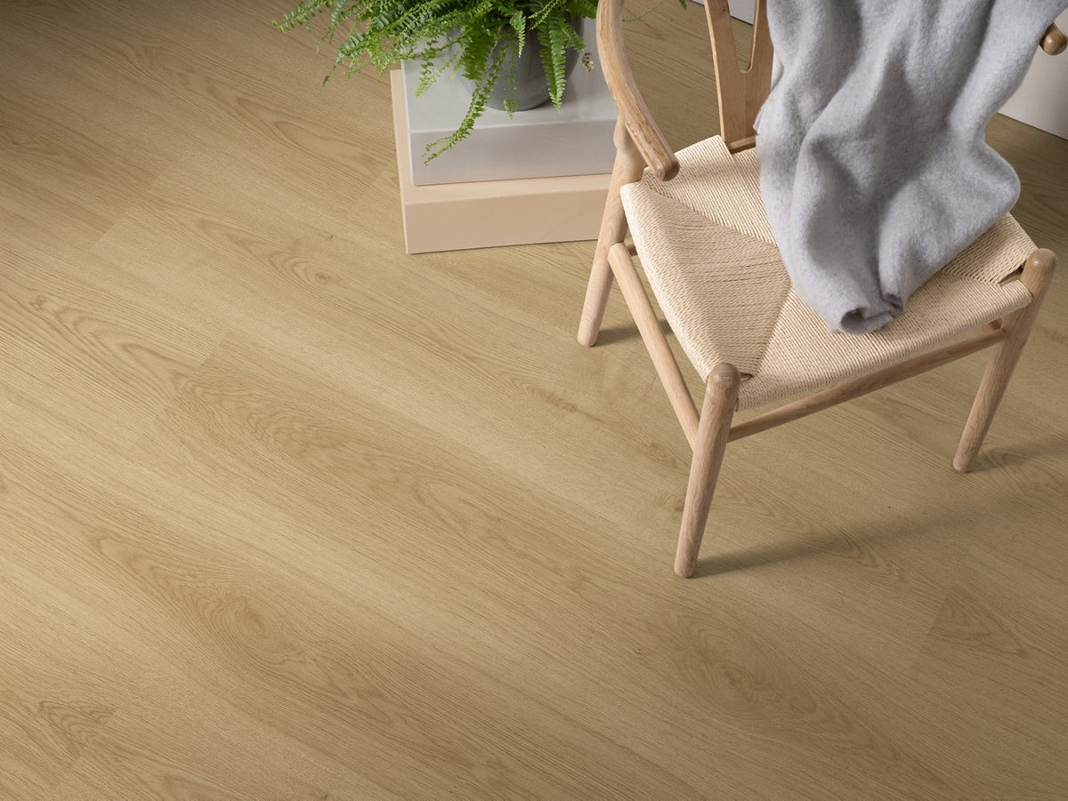 Sol stratifié Pergo Perstorp Chêne beige naturel 8 mm - en situation dans un intérieur (2)