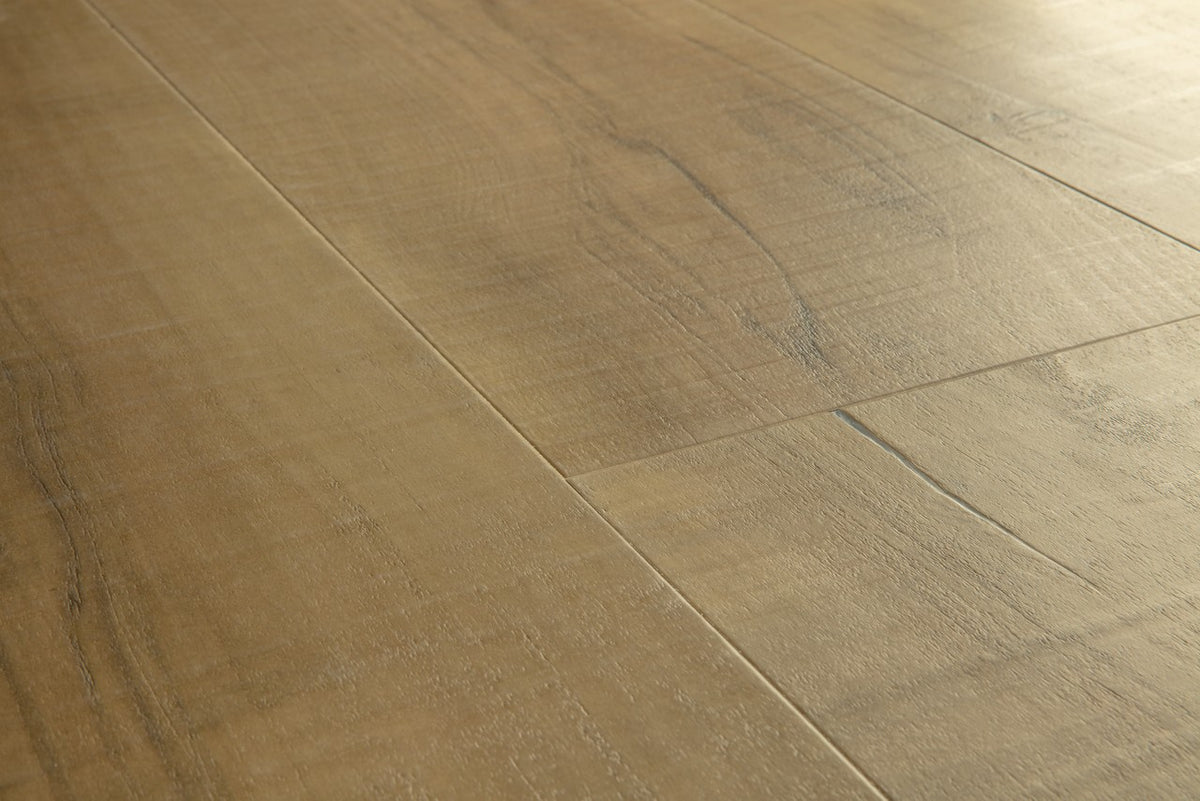 Sol stratifié Pergo Odense Rustique Charmant 9,5 mm - détail du relief de surface (2)