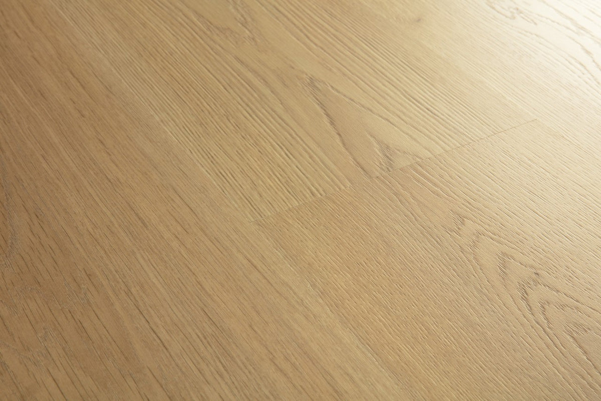 Sol stratifié Pergo Perstorp Chêne naturel chaud 8 mm - détail du relief de surface