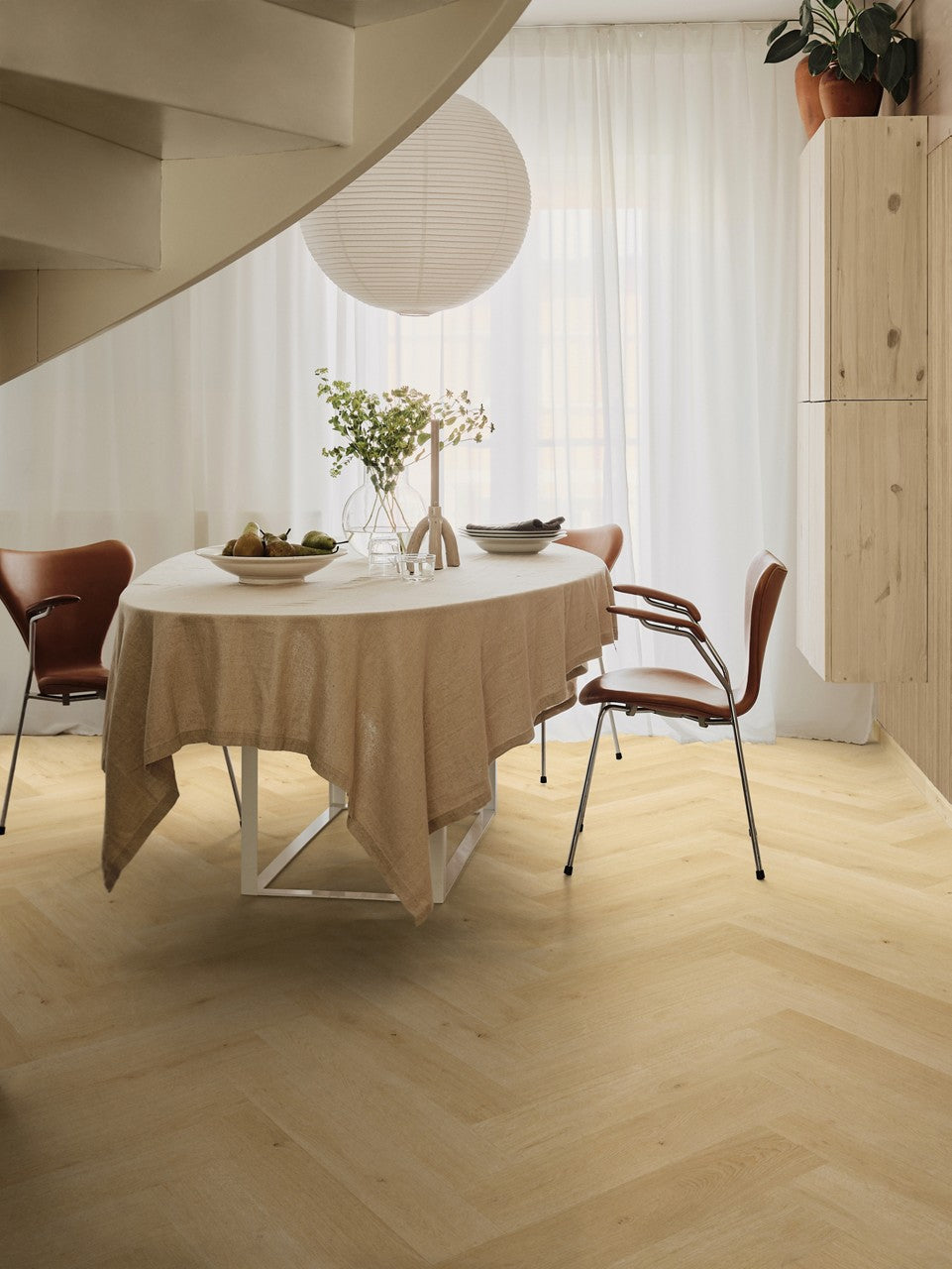 Sol stratifié Pergo Kungshamn Chêne Ivoire 8 mm - en situation dans un intérieur