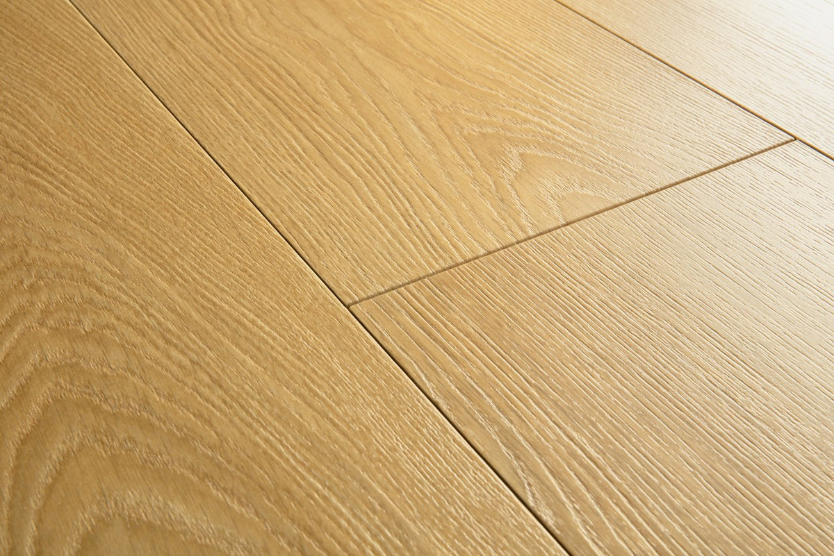 Sol stratifié Pergo Lillehammer Pro Chêne Eclat de châtaigne 9 mm - détail du relief de surface