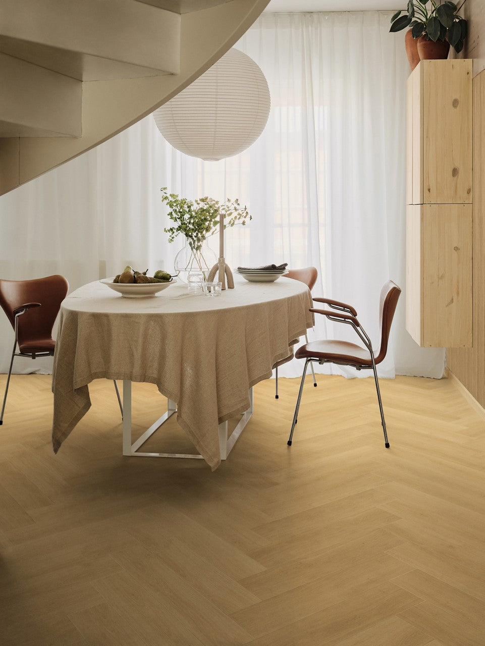 Sol stratifié Pergo Kungshamn Chêne Soyeux 8 mm - en situation dans un intérieur