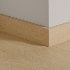 Pergo Plinthe et finition murale — Plinthe droite assortie Chêne Soyeux 2400 × 12 × 58 mm