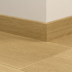 Pergo Plinthe et finition murale — Plinthe droite assortie Chêne Vibrant 2400 × 12 × 58 mm